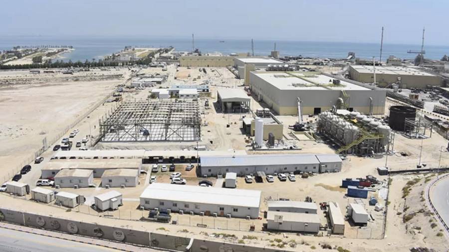 Las centrales eléctricas necesitan agua desalinizada para la refrigeración, por lo que el suministro eléctrico se vería afectado.