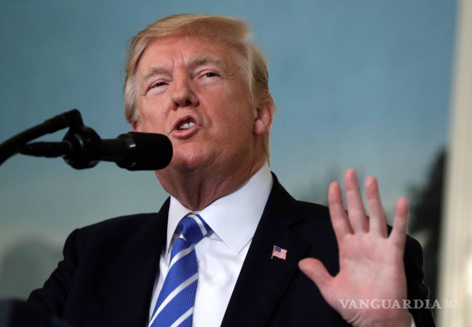 Trump estima en 64 mil las muertes por opiáceos en EU