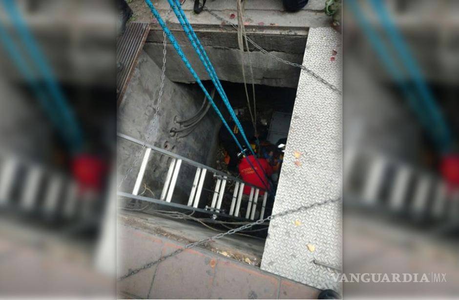 Cae menor dentro registro de CFE en Monterrey