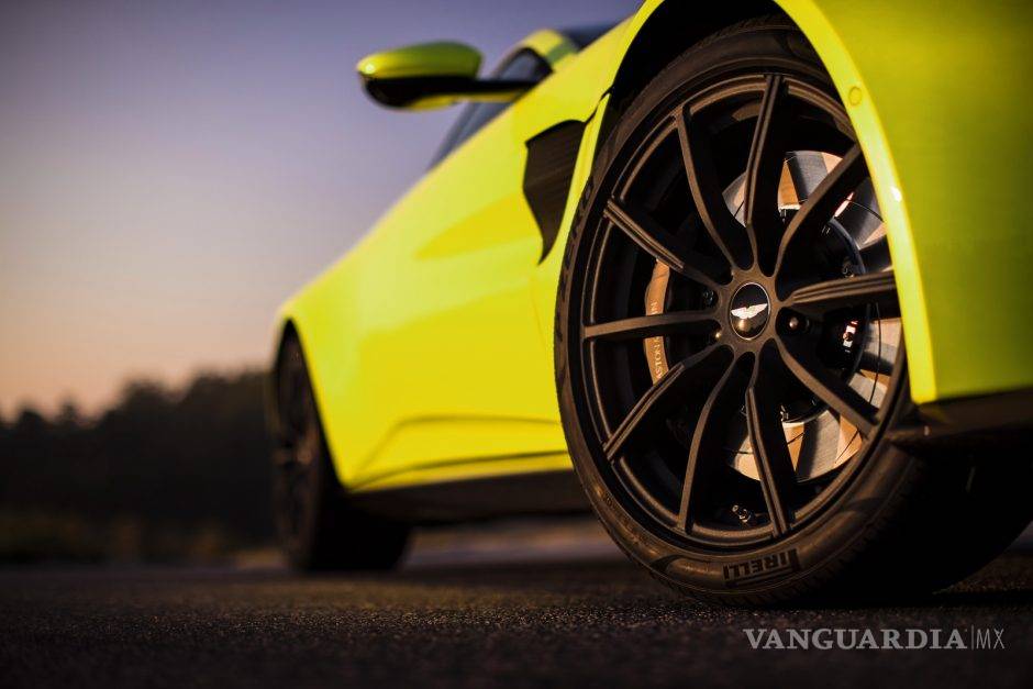 $!Aston Martin Vantage 2018, un deportivo ‘accesible’ con 510 CV