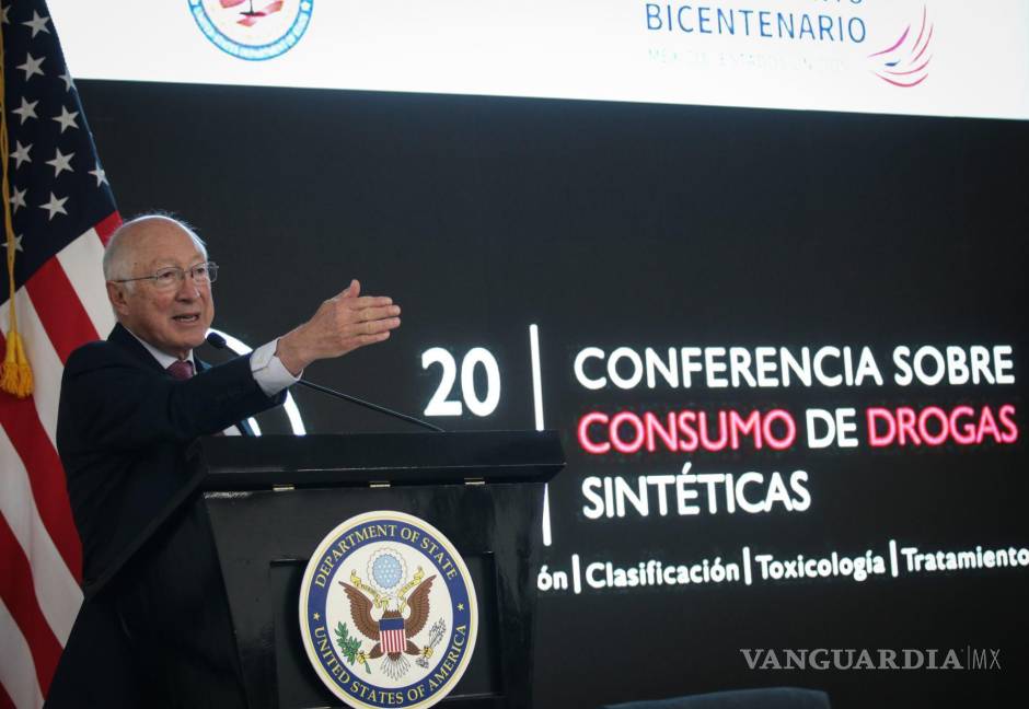 $!Kenneth Lee Salazar (Ken Salazar), embajador de los Estados Unidos encabezó el Conferencia sobre Uso de drogas sintéticas que se llevó a cabo en CDMX.