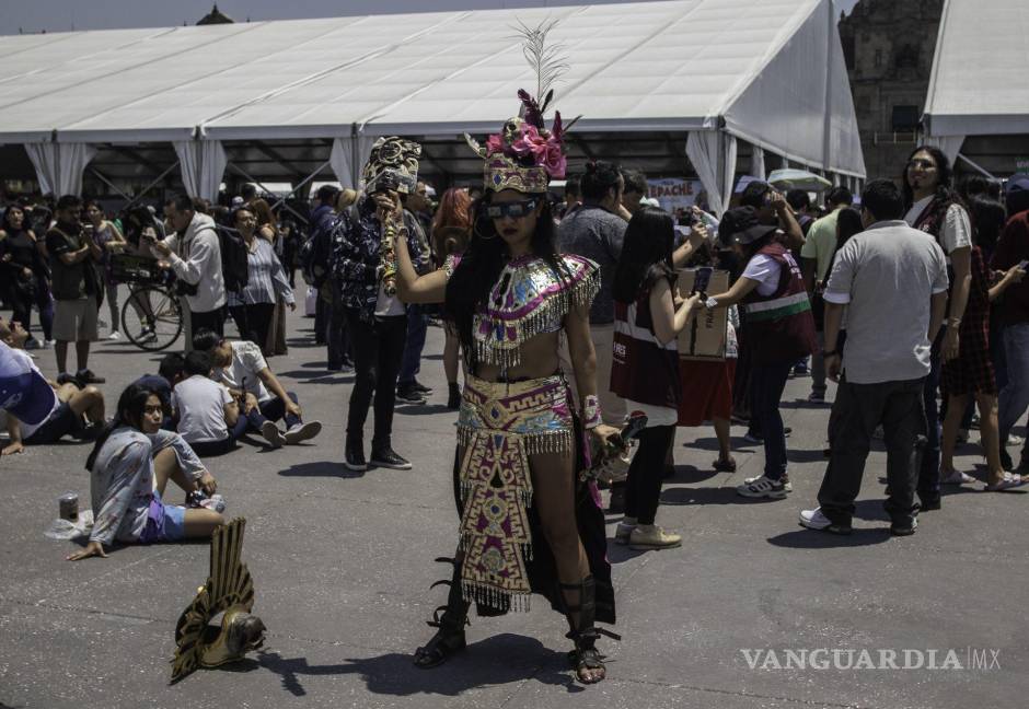 Así cautiva, maravilla y asombra el eclipse solar desde Mazatlán hasta la isla de Terranova (fotos)