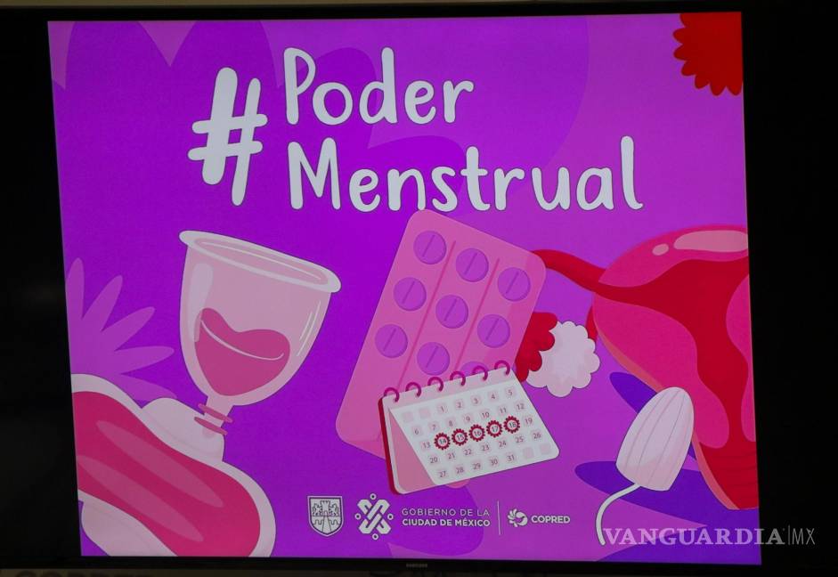 $!Foro de análisis de la menstruación, en las oficinas de esta dependencia.