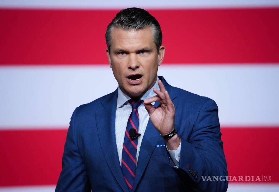 $!Pete Hegseth criticó los estándares de aptitud física y aseo, las políticas ambientales y los militares transgéner.