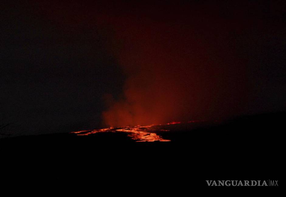 Volcán de Mauna Loa, el más activo del mundo, entra en erupción en Hawai