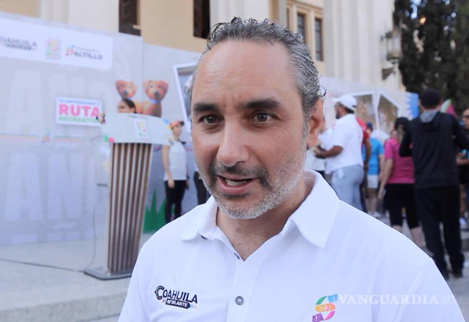 $!Antonio Cepeda Licón, director del Inedec, invitó a las familias a seguir aprovechando este espacio seguro y gratuito.