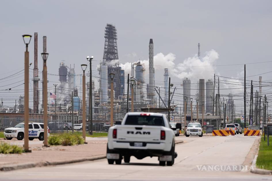 Gracias a la guerra en Medio Oriente, grandes petroleras estadounidenses obtienen enormes ganancias