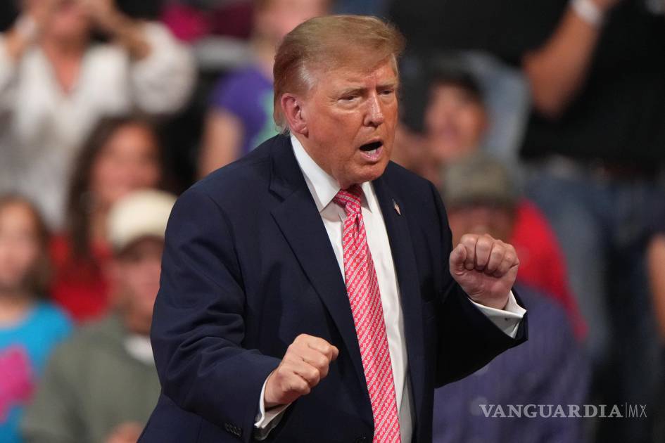 Dudan algunos partidarios de Trump recibir cheques de 5 mil dólares tras las elecciones que el mandatario promete entregar
