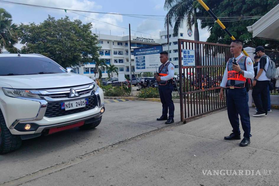 Un estudiante mata a un compañero y se quita la vida en un ataque escolar transmitido en vivo en Filipinas