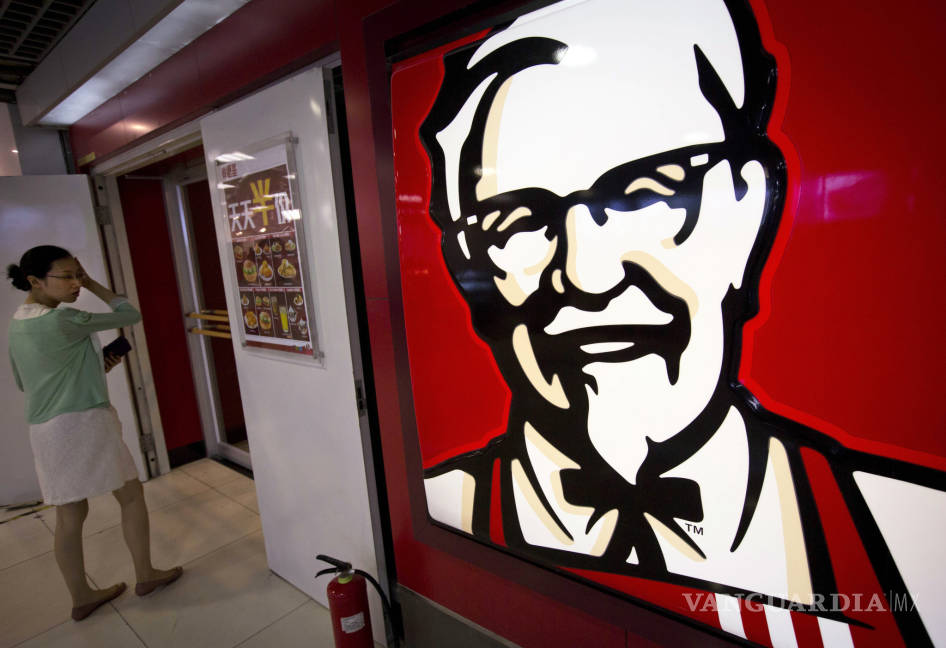 $!Kentucky Fried Chicken dedica un local en China a un héroe comunista