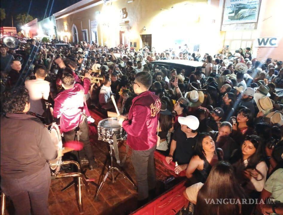 $!Más de 4 mil personas acudieron a los festejos realizados en distintos puntos de Parras.