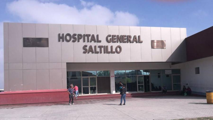 La víctima fue atendida primero por la Cruz Roja y luego trasladada al Hospital General.
