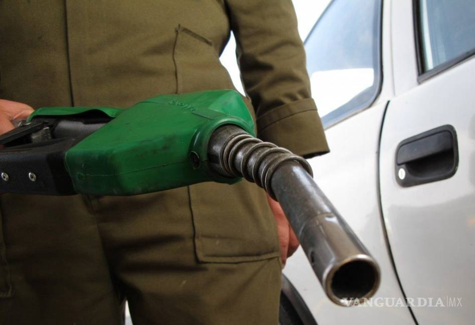 $!Alza de la gasolina triplica a la inflación