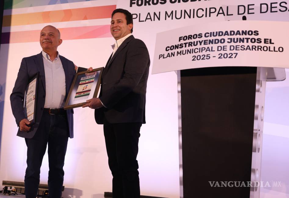 $!El secretario de Gobierno, Óscar Pimentel González, destacó la implementación de cabildos abiertos como una estrategia clave para fortalecer la transparencia municipal.