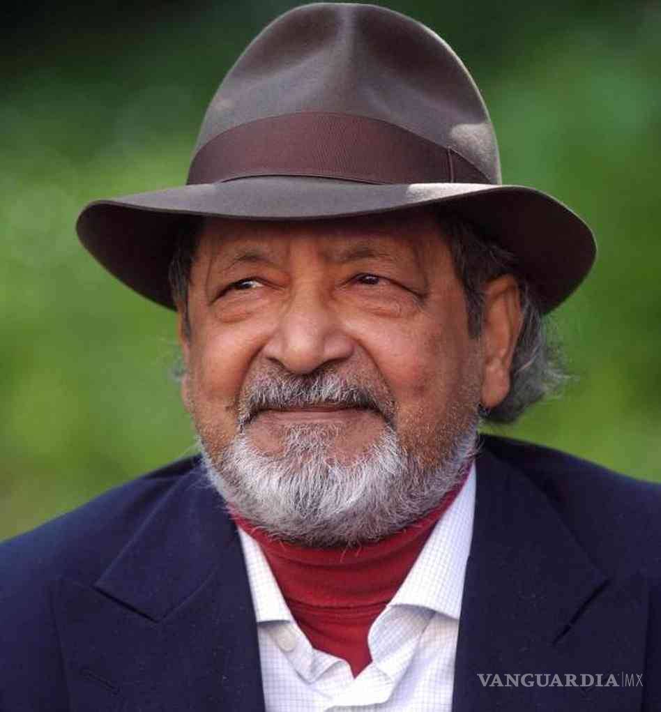 $!Cumple 85 años el escritor V.S. Naipaul, premio Nobel de Literatura en 2001