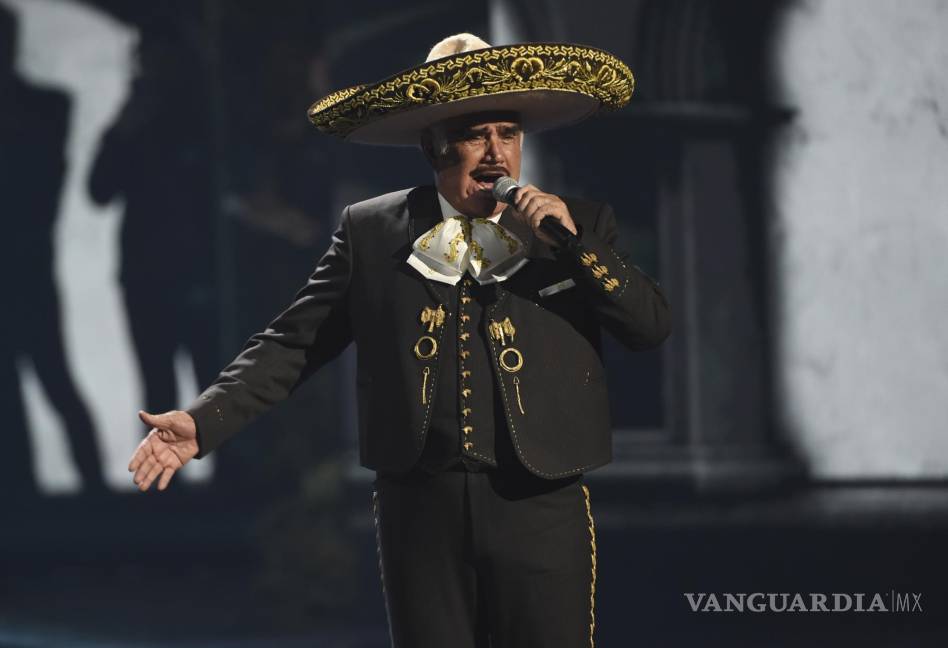 $!Vicente Fernández interpreta un popurrí en la 20a entrega del Latin Grammy el 14 de noviembre de 2019 en Las Vegas. AP/Chris Pizzello