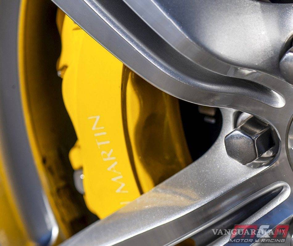 $!Aston Martin Cygnet, un pequeño poderoso que alcanza los 278 Km/H