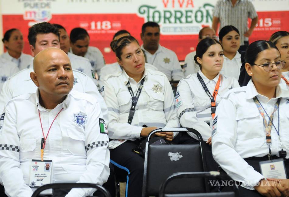 $!Autoridades municipales destacaron la importancia de fortalecer el servicio público con base en valores y legalidad.