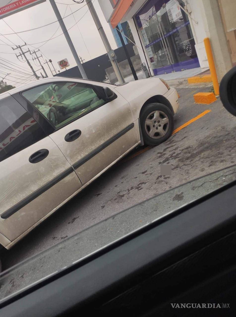 $!Usuarios externaron su molestia ante la falta de educación vial.