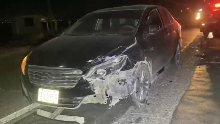 El Suzuki Ciaz presentó daños en el costado tras ser impactado por la otra unidad.