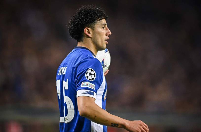 Jorge Sánchez, llega procedente del PAOK de Salónica tras tener un mundial aceptable.