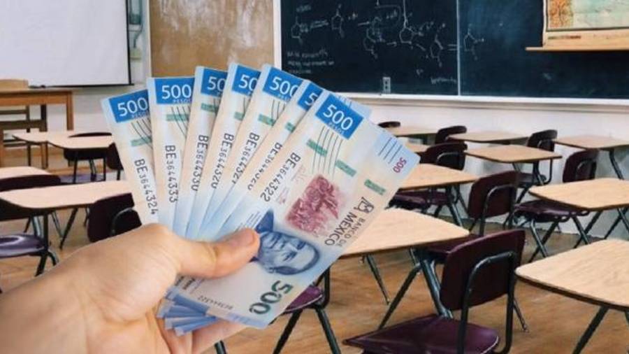 Las escuelas no pueden rechazar la inscripción de un alumno porque no haya cubierto las cuotas voluntarias.