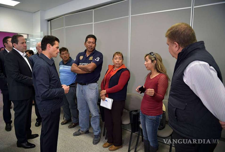$!Enrique Peña Nieto se compromete a reconstruir mercado en Tultepec