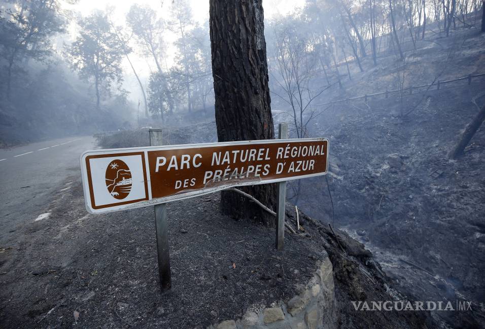 $!Devastan Incendios al sur de Francia; miles de personas evacuadas
