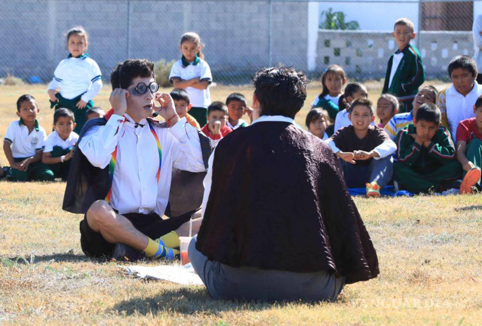 $!'Los Vampiros Vegetarianos': Un show cabaret para niños