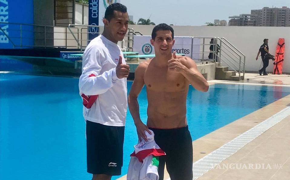 Rommel Pacheco y Jahir Ocampo ganan su pase al Mundial...la Federación Mexicana de Natación les quita su lugar