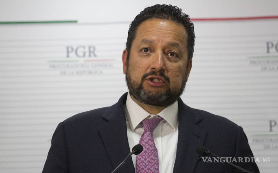 Ex titular de la SEIDO, sin orden de captura; juez suspende amparo