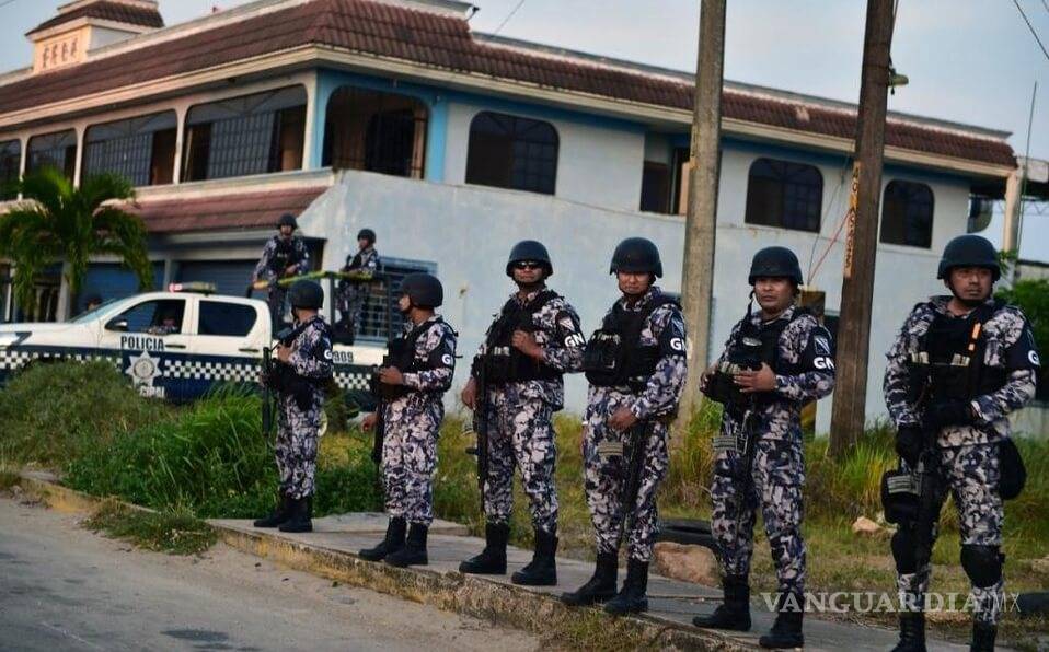 Envían a Migración a policías obesos que no entraron a la Guardia Nacional