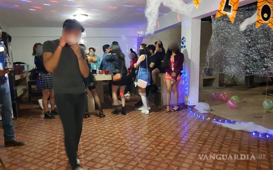 234 fiestas este fin en Coahuila, importó más el Halloween que el COVID