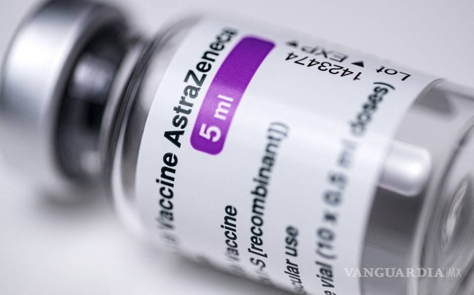 Oxford también descarta relación entre vacuna de AstraZeneca y trombosis