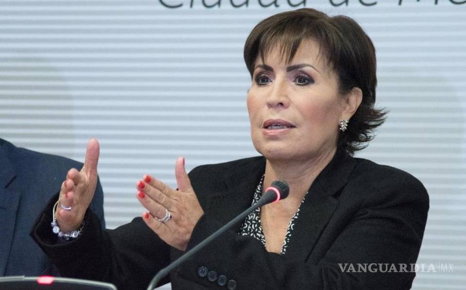 "Triste", Rosario Robles a ocho días de vinculación a proceso, dice abogado