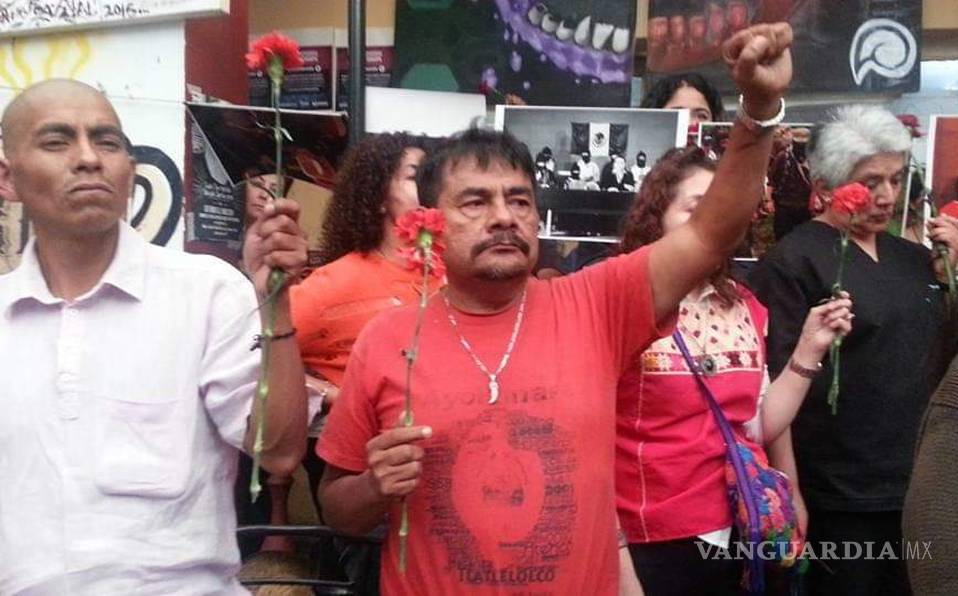 $!Familiares de los 43 normalistas reprochan absolución de Murillo Karam