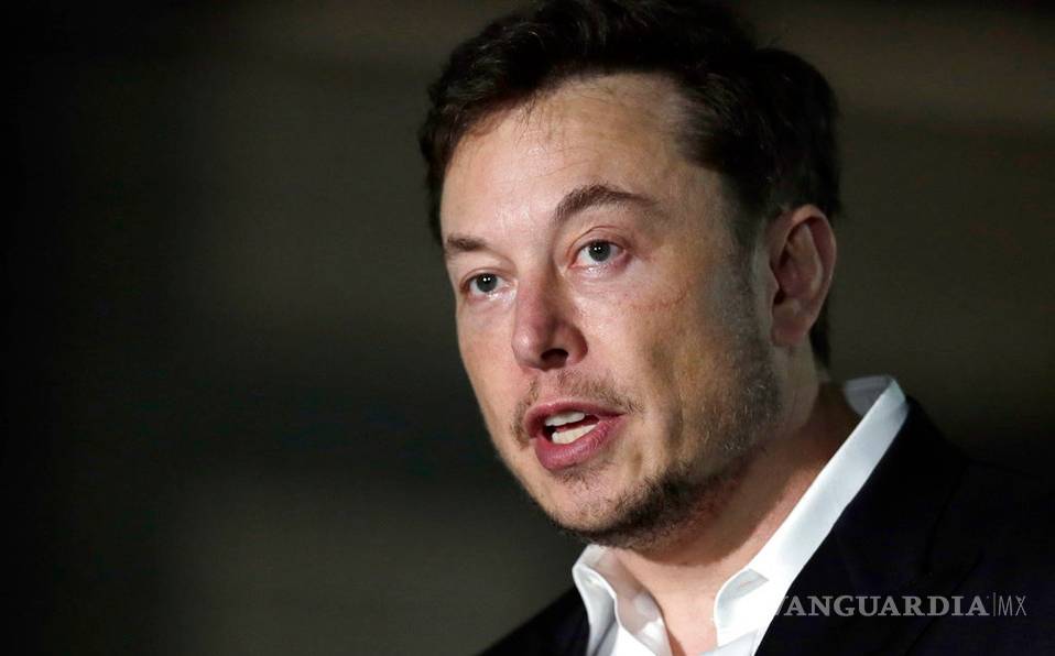 Elon Musk reabre planta Tesla pese medidas por coronavirus; afirma estar listo para ir a la cárcel