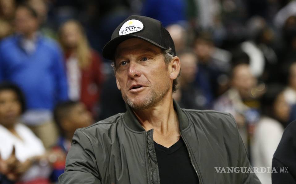 La ocasión en que Lance Armstrong pagó la cuenta de un bar a unas personas que lo llamaron tramposo de mier...