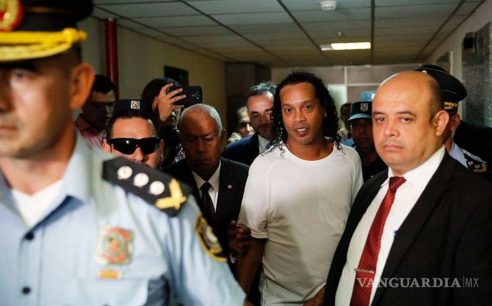 Ronaldinho saldría libre en 15 días