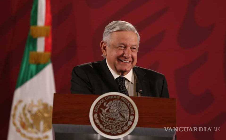 AMLO pide que familias de México la pasen 'feliz, feliz, feliz' en fiestas de fin de año