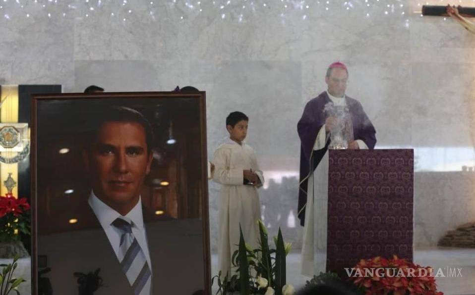 $!Panistas realizan misa en honor a Martha Erika Alonso y Moreno Valle