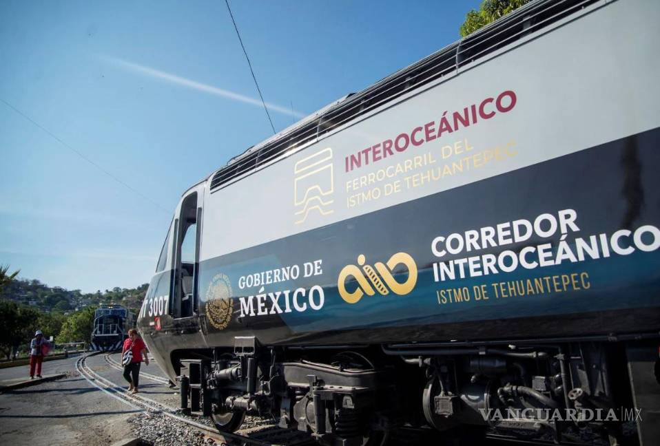 Denuncia diputado del PAN sobrecosto de 66 por ciento en Tren Interoceánico