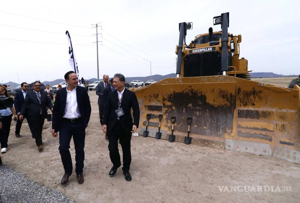 $!El gobernador del Estado anunció la inversión de más de 380 millones de dólares de la empresa Yokohama en la localidad.