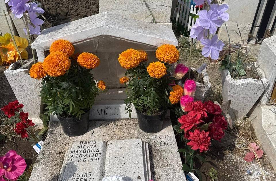 Más de mil 100 elementos vigilarán la seguridad de visitantes a panteones de Nuevo León