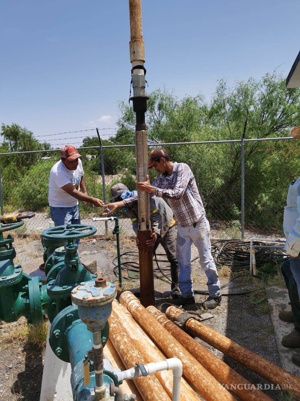 $!Cerca de 800 sin agua durante 28 horas en Candela