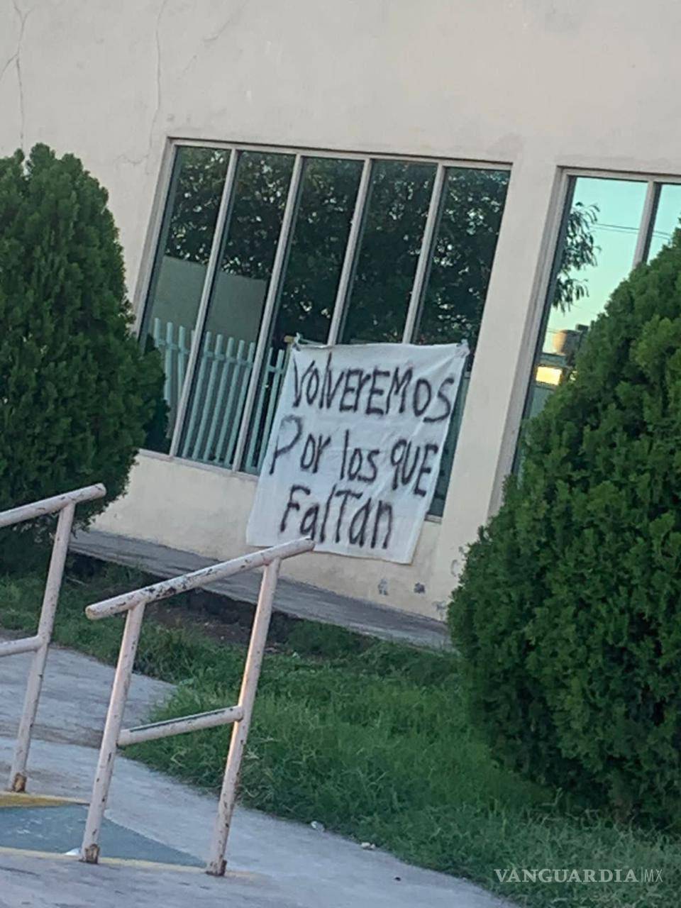 $!Aquí la manta que ha provocado tanto revuelo entre el personal del hospital.