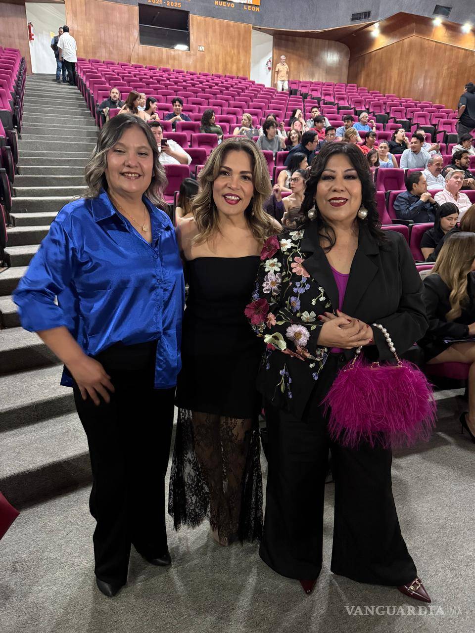 $!Diversas organizaciones del gremio periodístico encabezaron la entrega de reconocimientos, resaltando la disciplina, el rigor informativo y la perseverancia de las galardonadas.