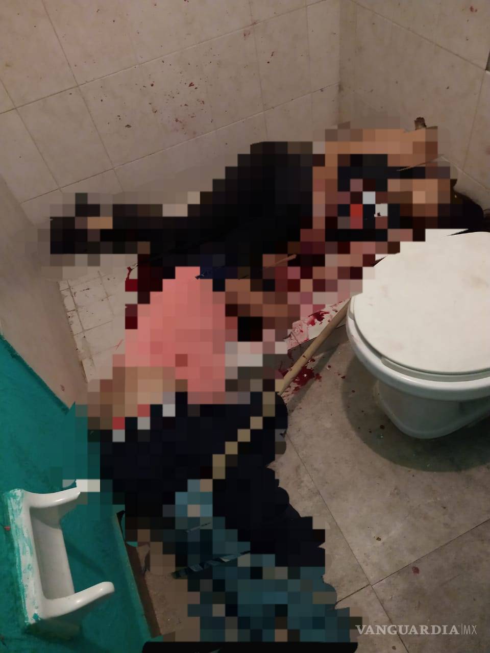 $!Sicarios masacran a familia en su casa; matan hasta a embarazada y una niña