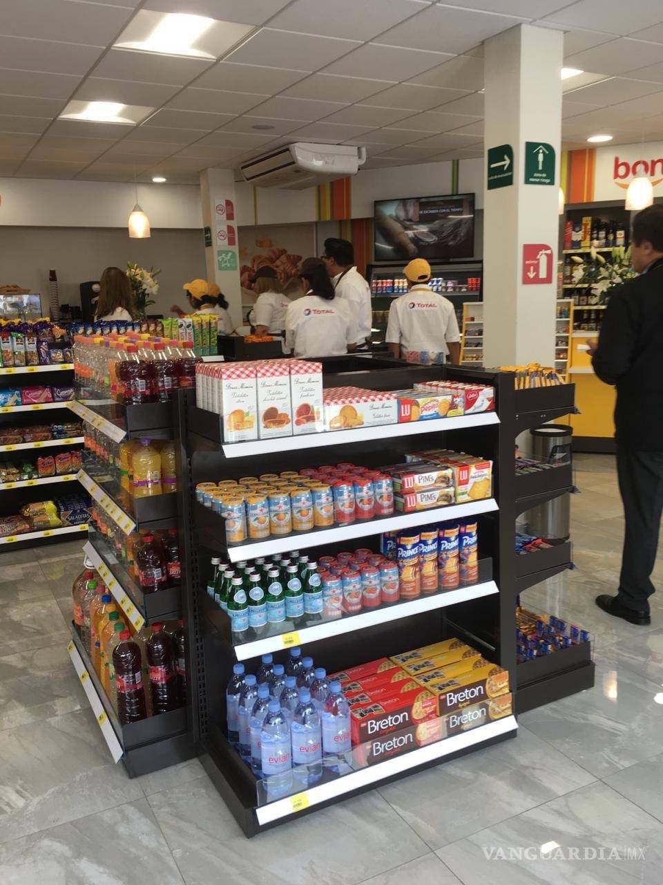 $!Llega a México TOTAL, el nuevo contrincante de Oxxo y Petro Seven