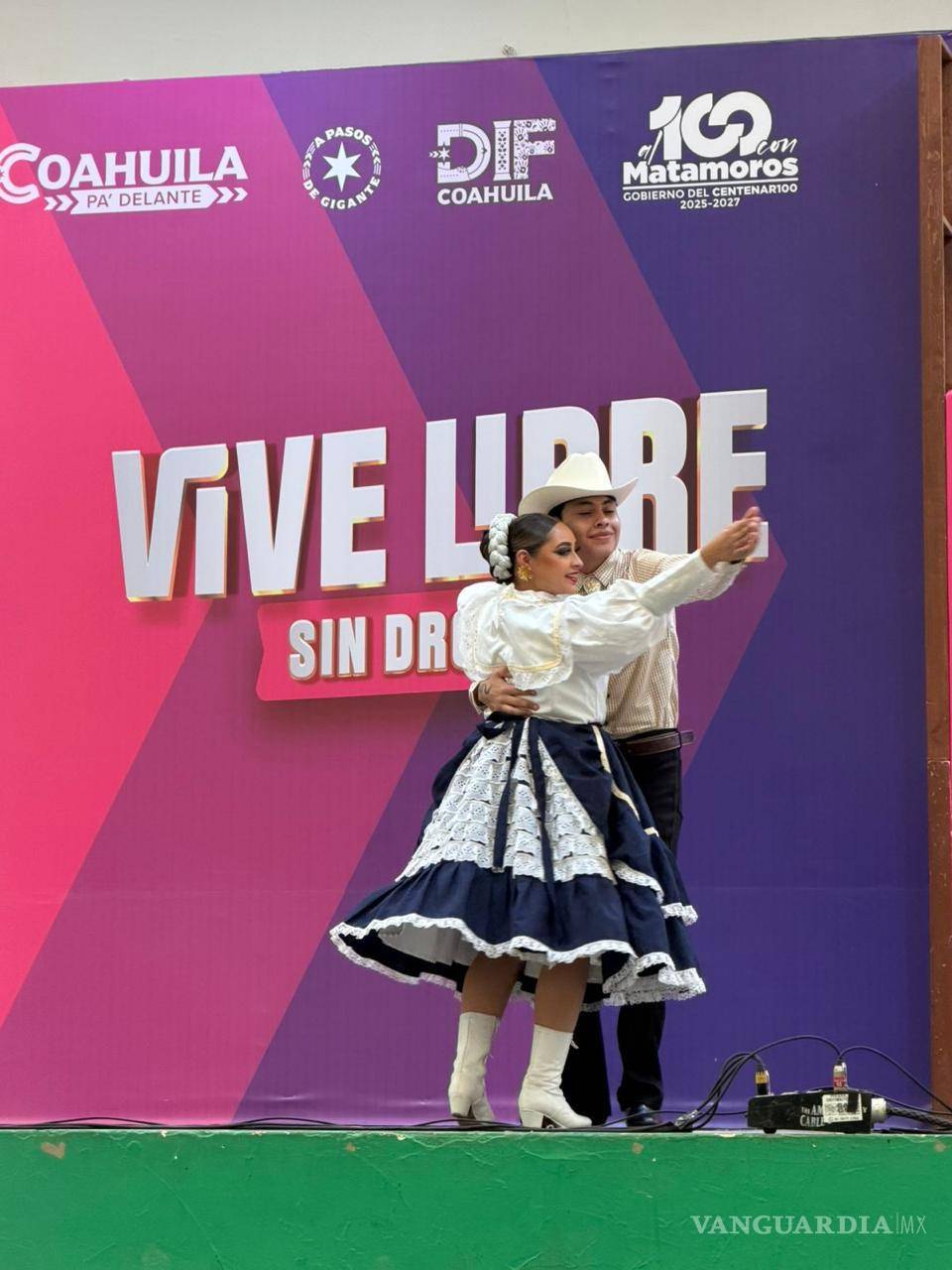 $!Las categorías de canto y danza permitieron a participantes de distintas regiones expresar su talento y promover estilos de vida saludables.